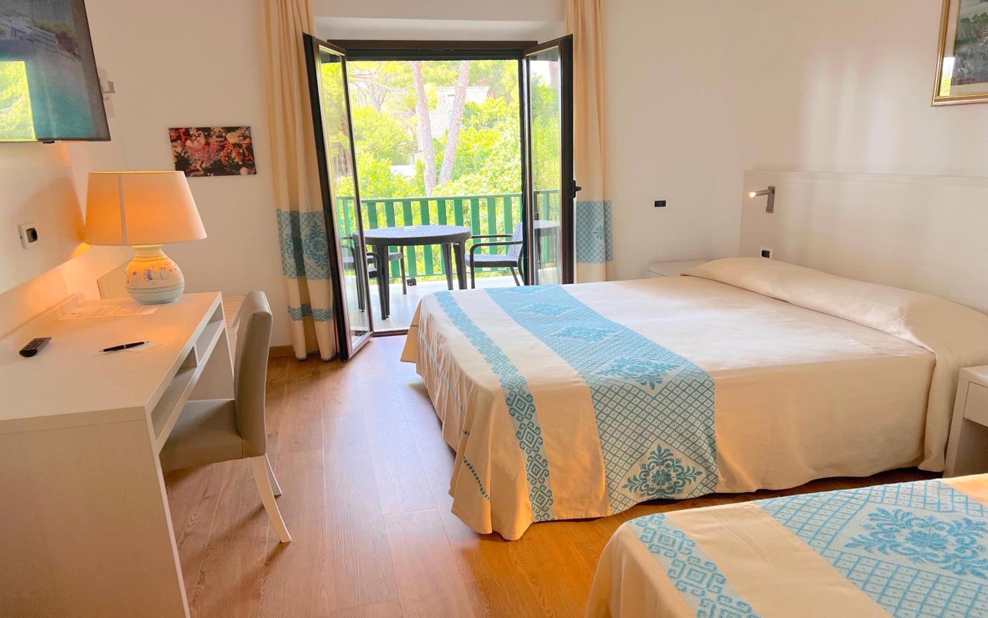 פרטיליה Hotel Dei Pini מראה חיצוני תמונה